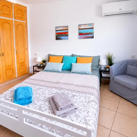 Cozy Penthouse With Ac Pools And Steps To Playa de las Americas (Tenerife)